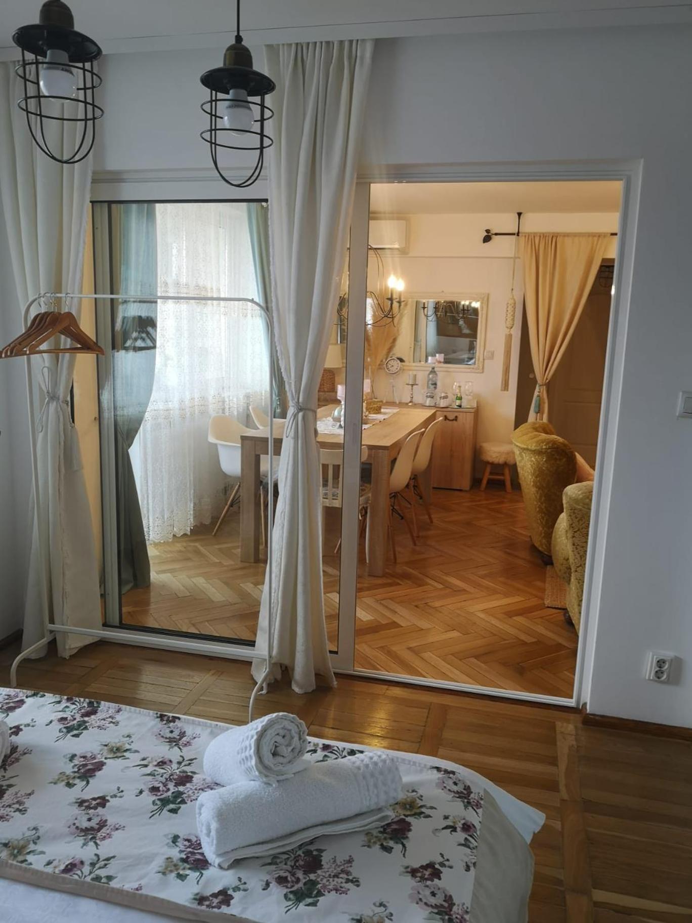 Apartament Penthouse Luxury Resita Zewnętrze zdjęcie