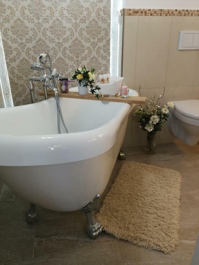 Apartament Penthouse Luxury Resita Zewnętrze zdjęcie